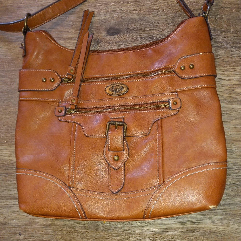 BOC Shoulder Bag - Picture 3 of 10